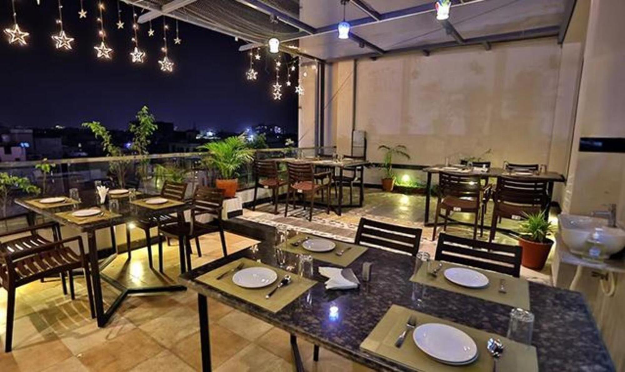 Fabhotel Prime Shree Dev Prime Ουνταϊπούρ Εξωτερικό φωτογραφία